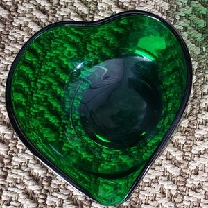 Beautiful Green Heart shape antique bowl for sale